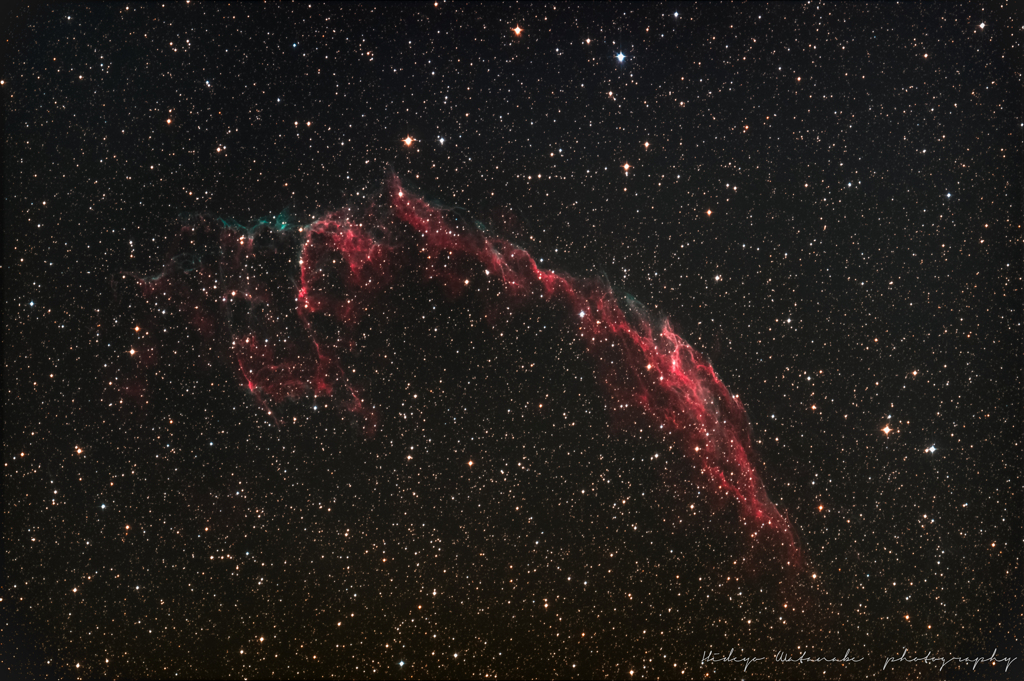 Eastern Veil Nebula , Ligjt and dark