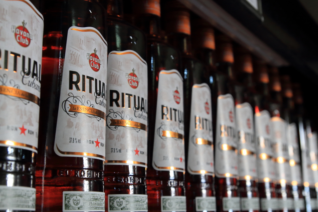 ラム酒工場にて