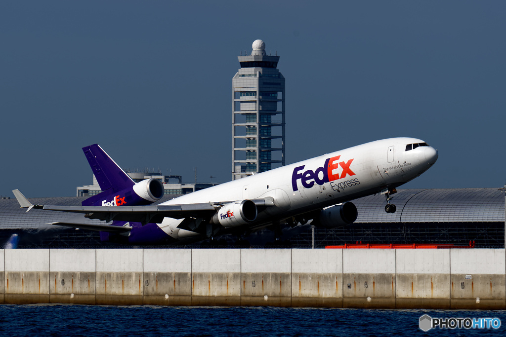 FedEx MD-11