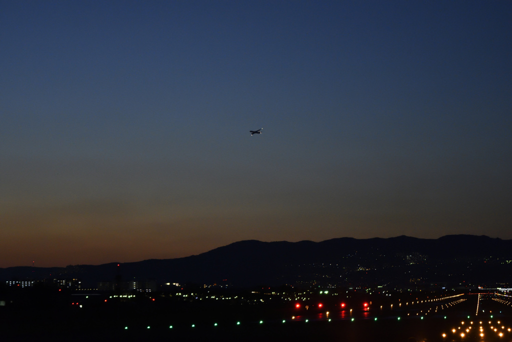 夜とのさかい