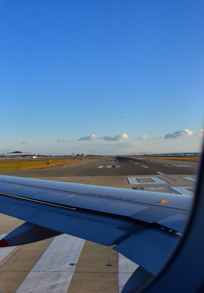 RWY06R、ラインナップ＆ウェイト