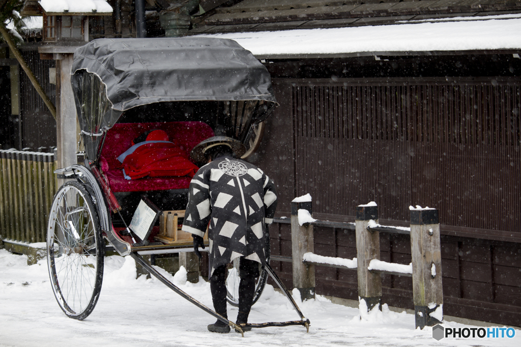 飛騨高山 宮川中橋の人力車