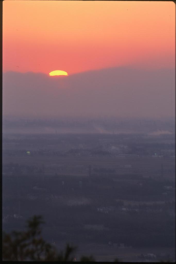 夕日　４（2002年11月）