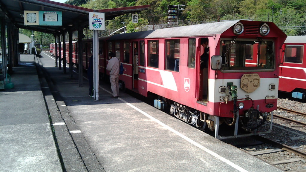 トロッコ列車