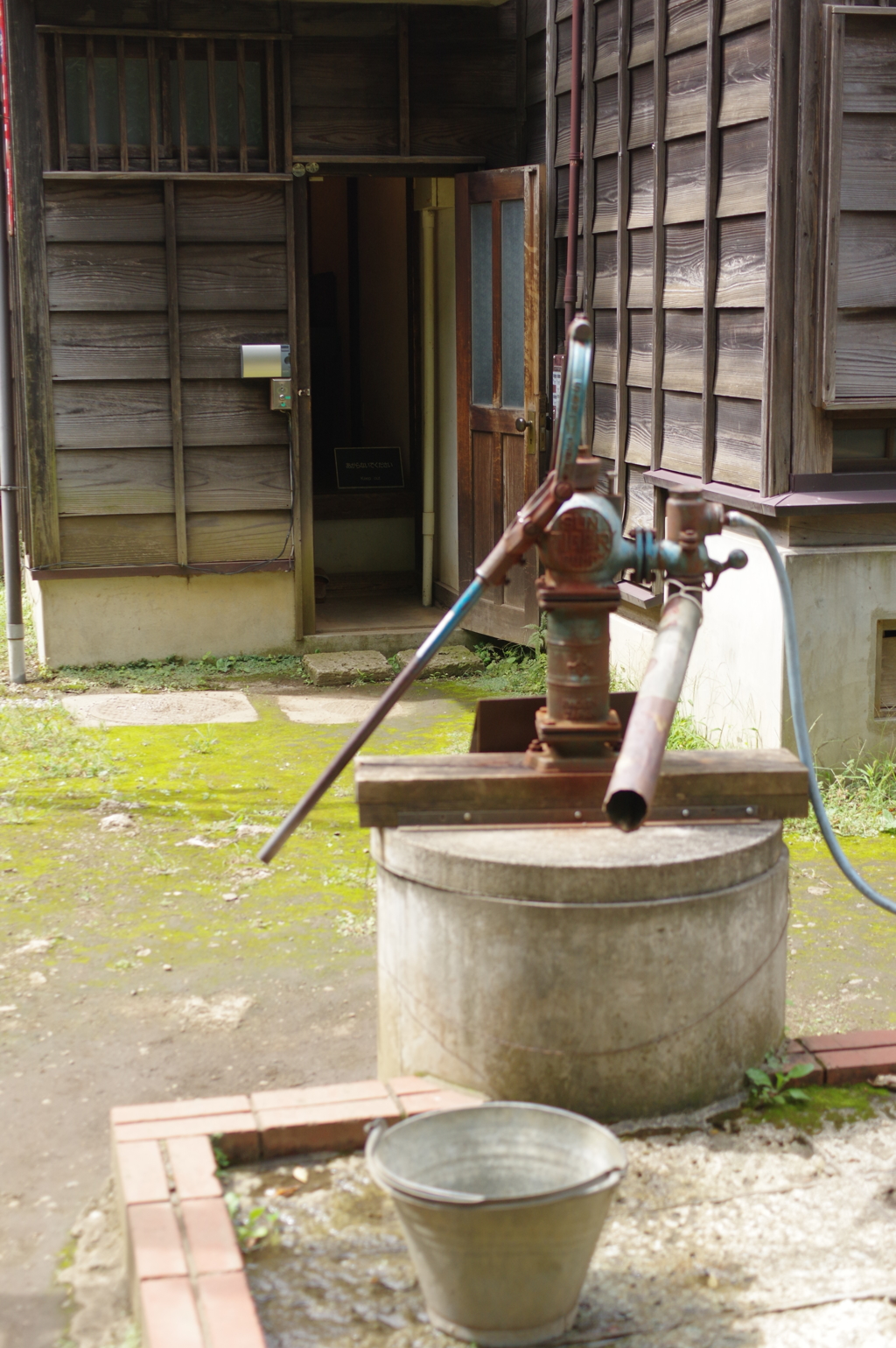おかみさんのたまり場（社交場）