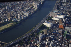 隅田川沿いの首都高速道路（2012年9月9日）