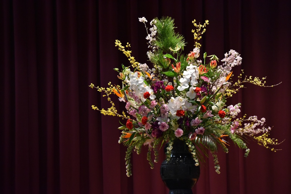 壇上の花