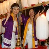 女性