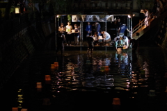 灯籠流し