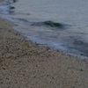 静かな波