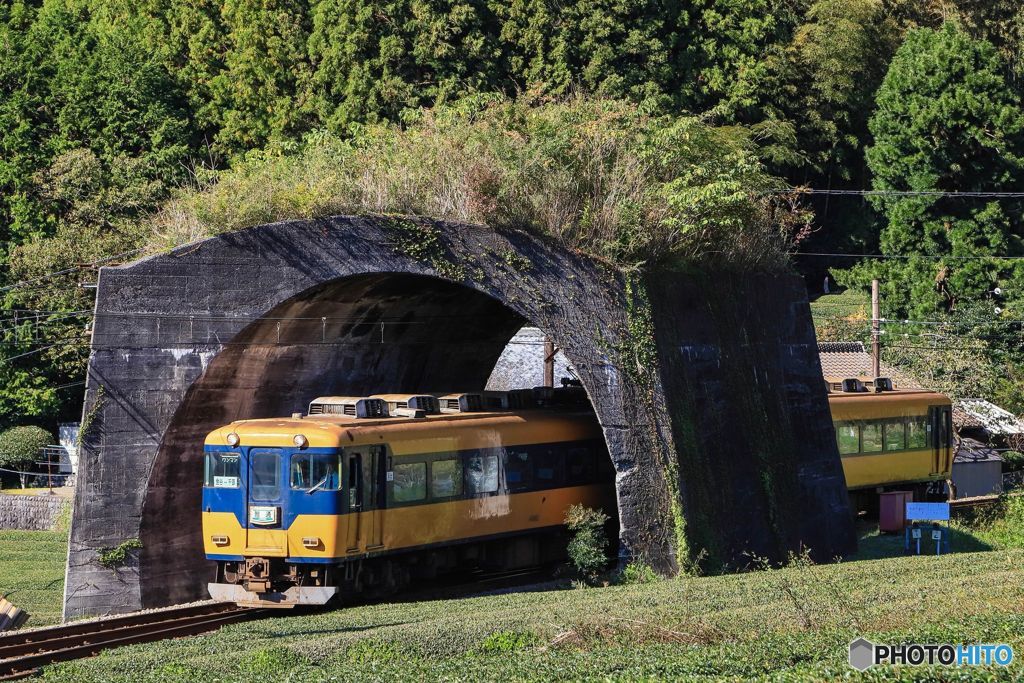 日本一短いトンネル By カメじい Id 写真共有サイト Photohito