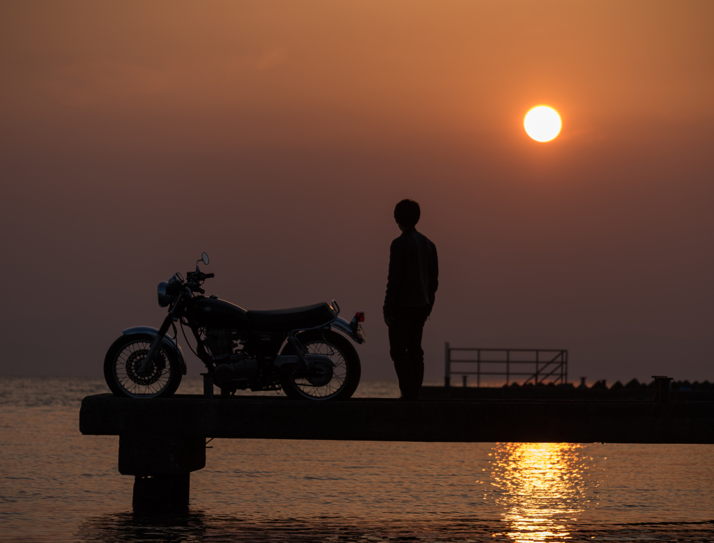 琵琶湖　夕景