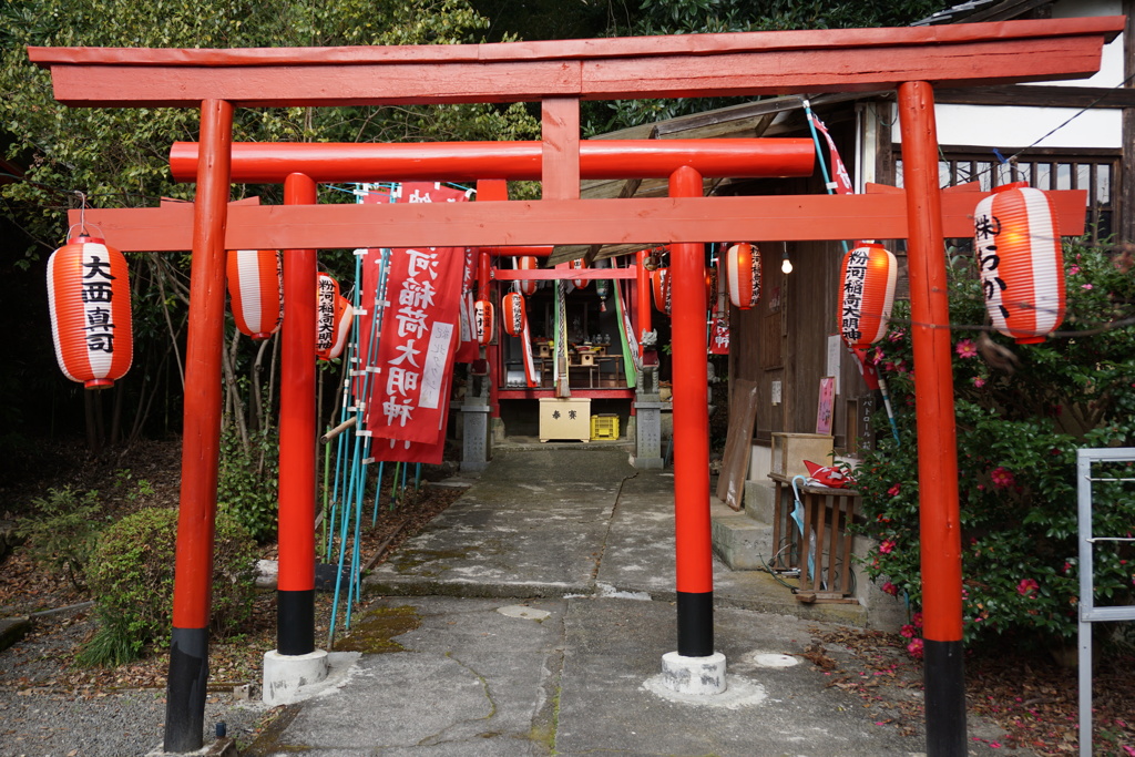 粉川稲荷神社1