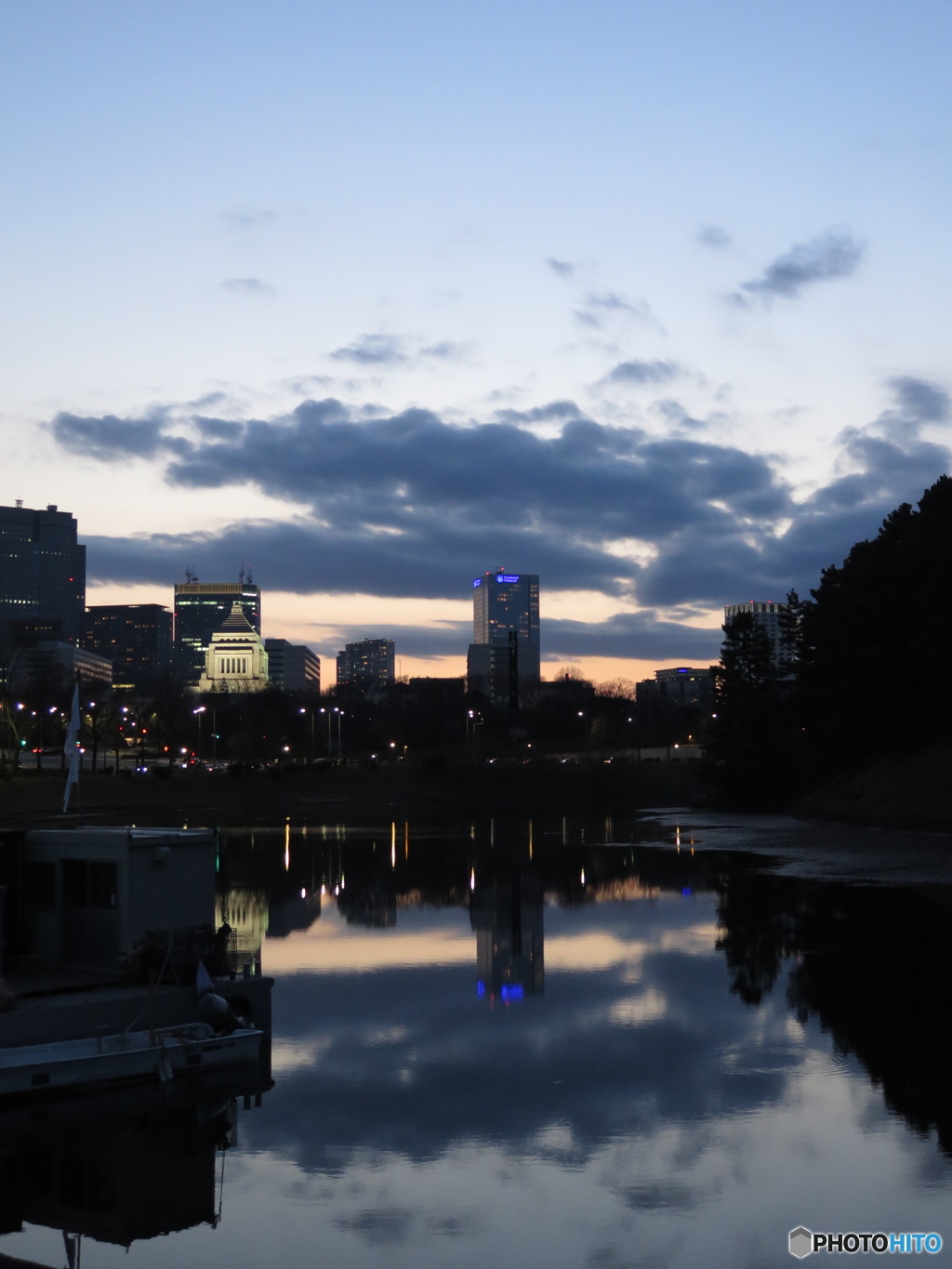 桜田堀の夕暮れ
