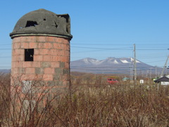 サイロと樽前山