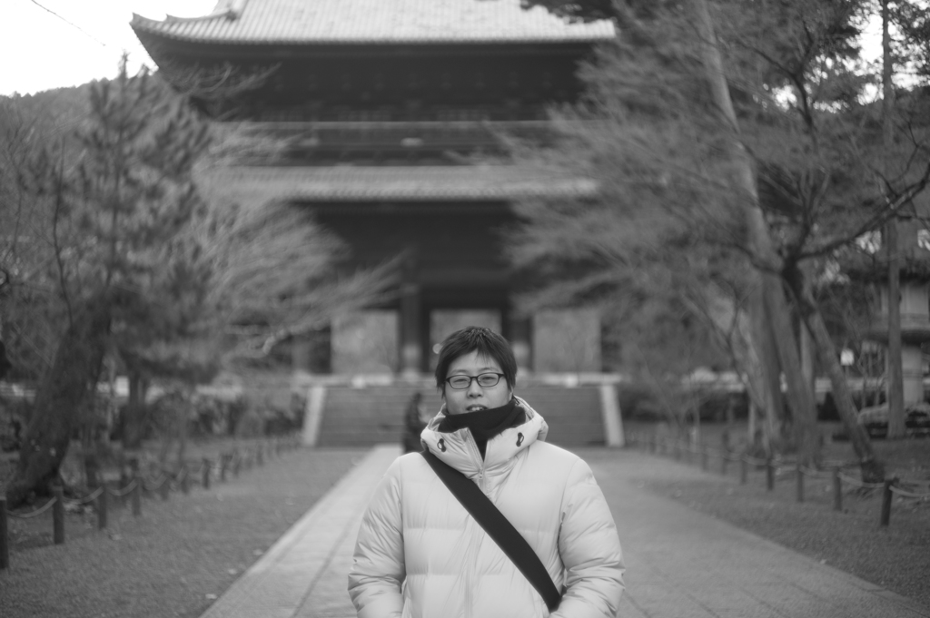 南禅寺のお堂前にて