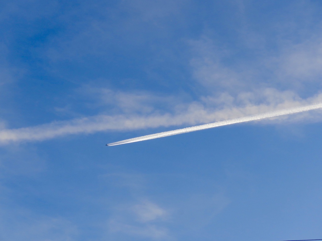 飛行機雲8