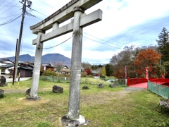 鳥居の中に浅間山