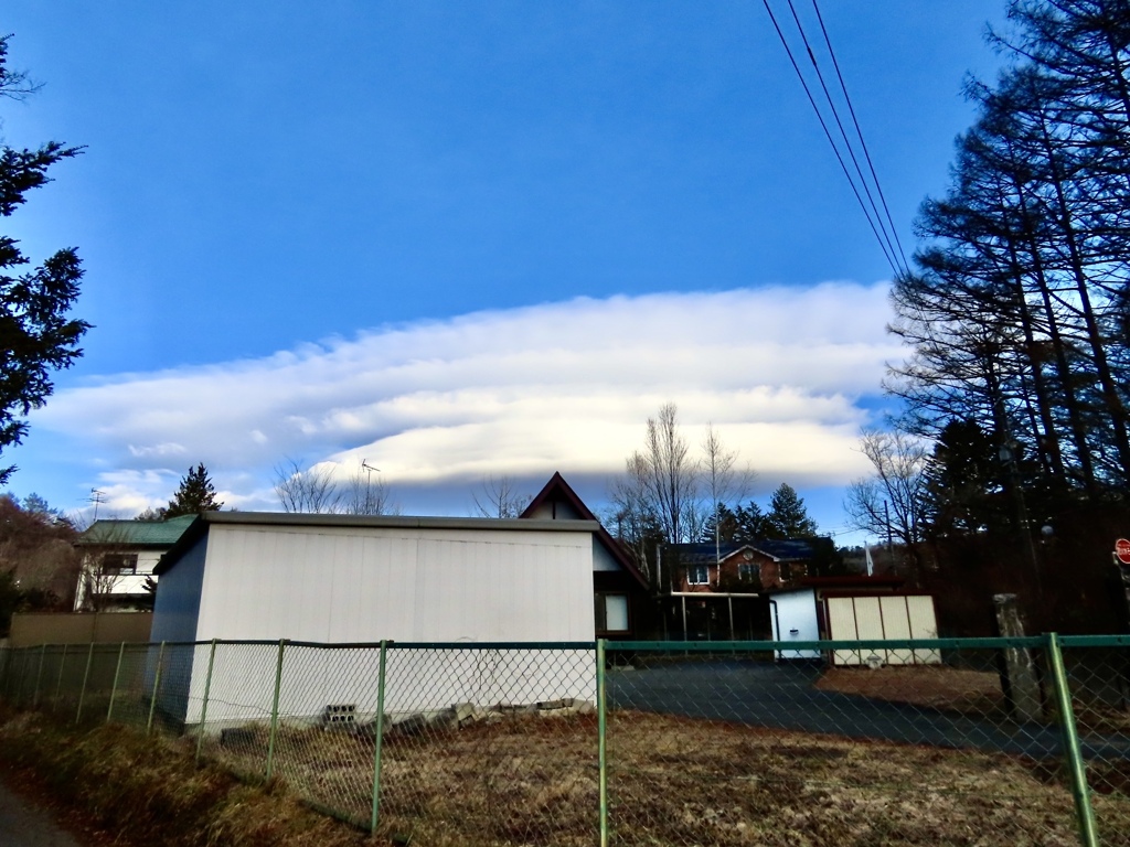 吊るし雲1