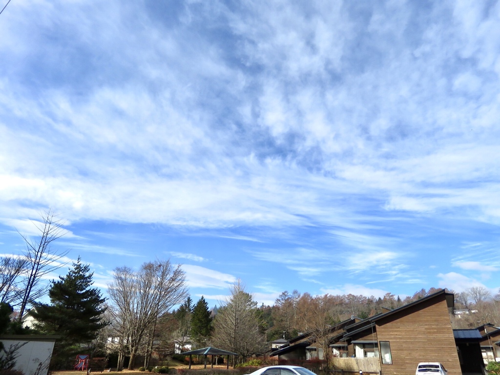 昨日の朝の空