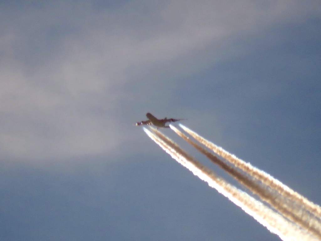 飛行機雲1