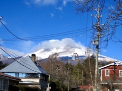 雲を抱く浅間山
