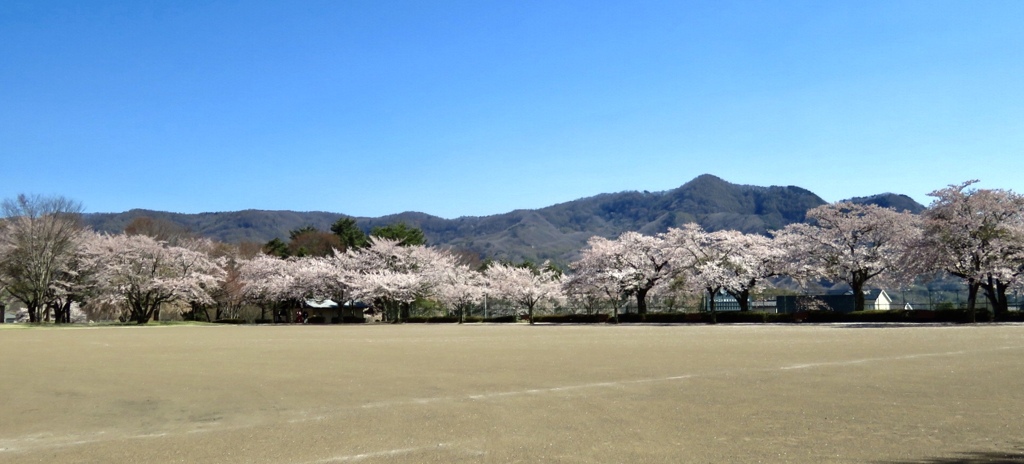 御代田雪窓公園