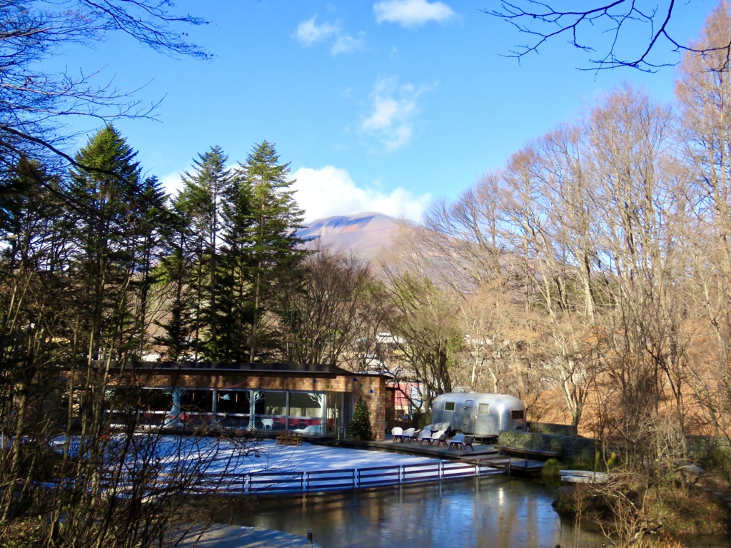 ケラ池から見る浅間山