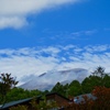 秋空と浅間山