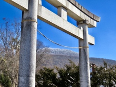 霧氷に覆われた離山