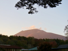 西日の浅間山