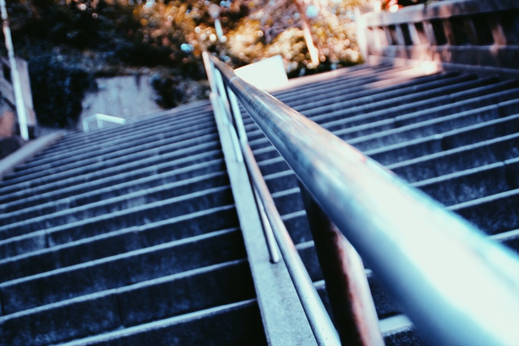 一歩、一歩、歩いていく。