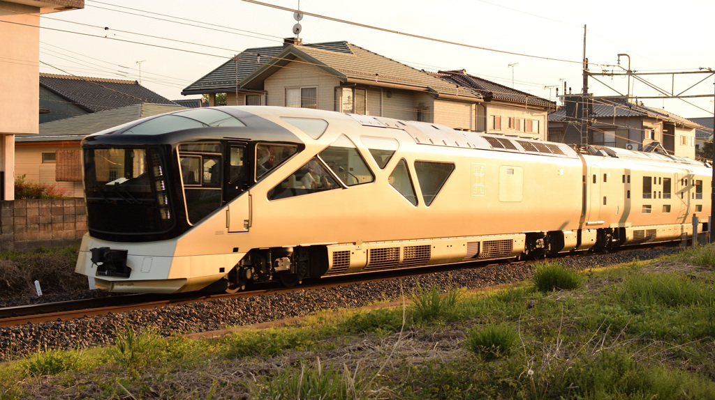 トランスイート四季島　一番列車