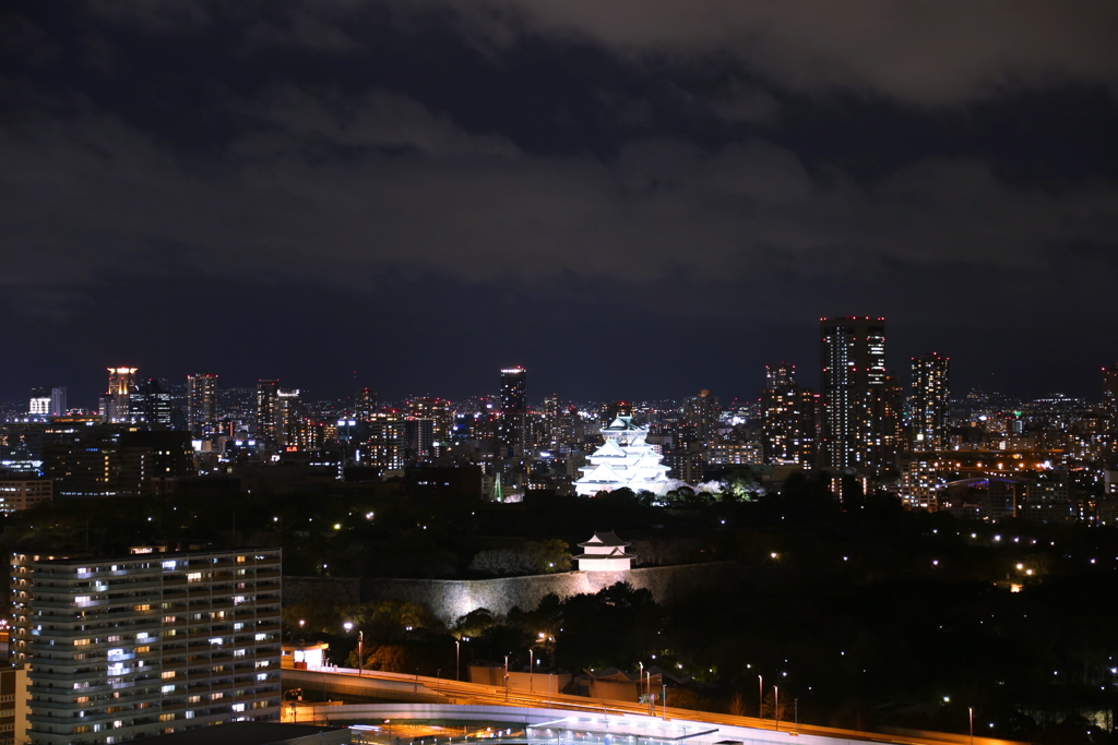 闇夜と阪神高速
