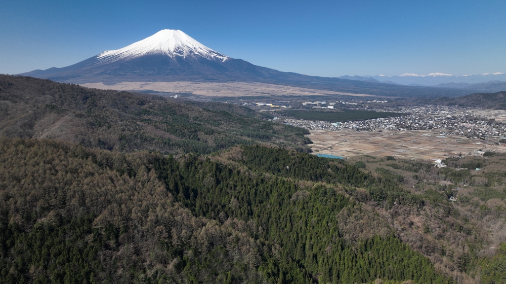 忍野 二十曲峠 空撮 DJI MAVIC3_CL-2023年4月9日 4K