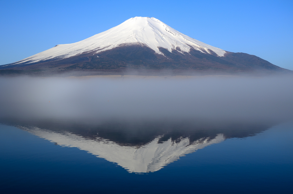 Mt. Fuji-山中湖の逆さ富士-NIKON-D7000-0015c