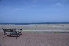 海が見えるベンチ