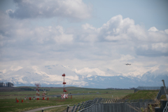 大雪山をバックに