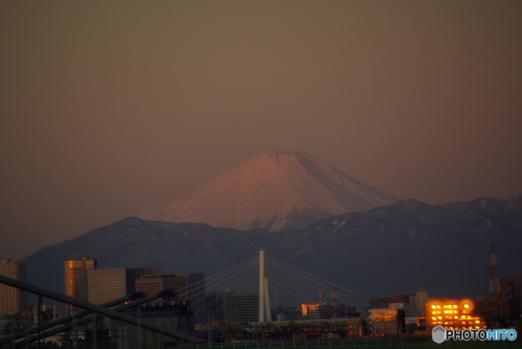 朝焼けの富士山