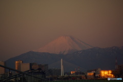 朝焼けの富士山