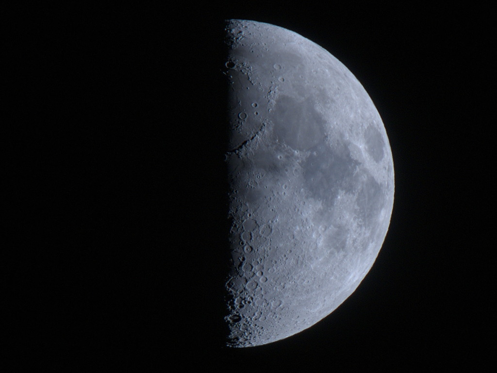 SIGMA APO 150-500mm F5-6.3 DG OS HSM