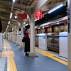 「かすがのみち」駅ホーム　2