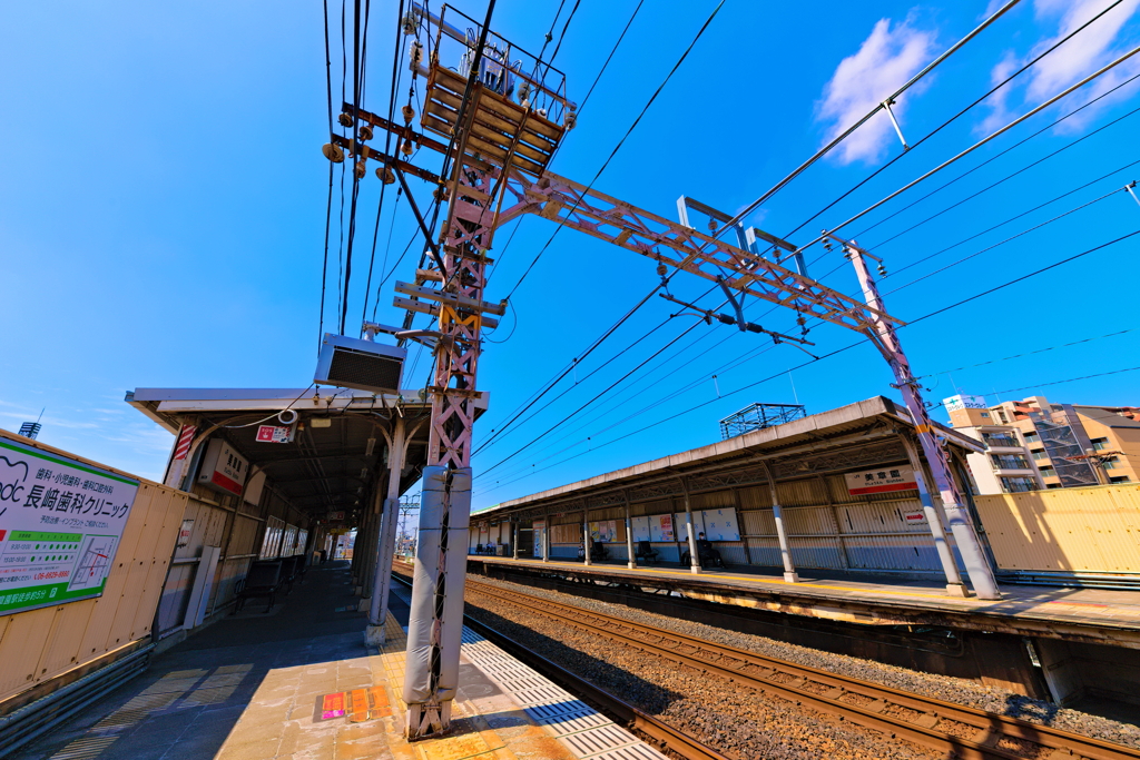 線路・鉄柱