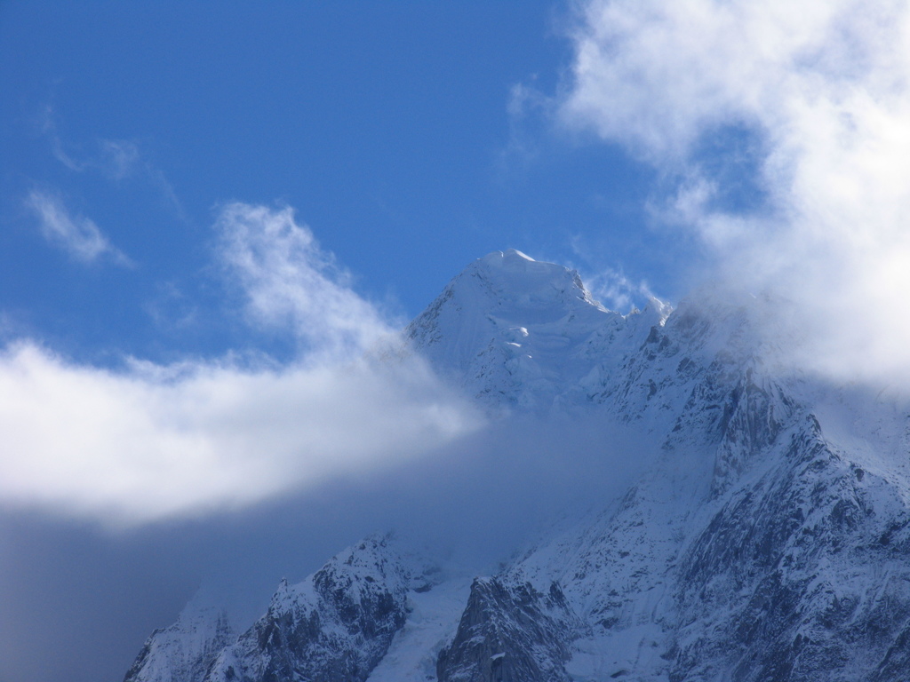 無名な山