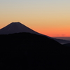 南アルプス茶臼岳-上河内岳～シルエット富士～