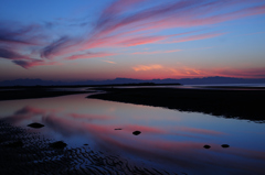 夕暮れと水面