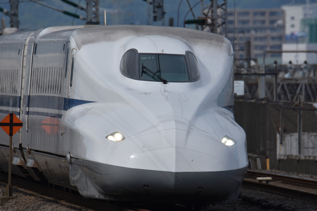 N700