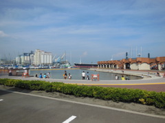 昔の自分の撮った写真を見ていて思ったのですが…だいぶ下手。