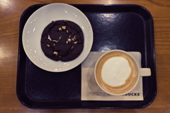 ラテとクッキー