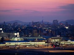 Fukuoka Airportは暮れ行く